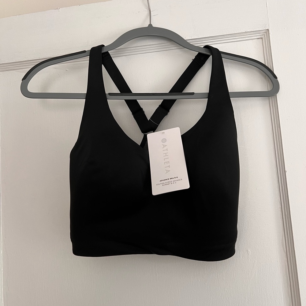 Athleta Advance Sports Bra (NWT)